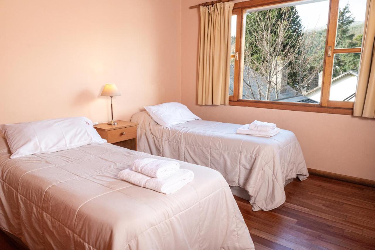 Aparthotel El Viejo Nogal San Martín de los Andes Exterior foto
