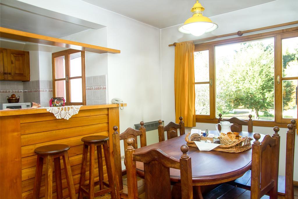 Aparthotel El Viejo Nogal San Martín de los Andes Exterior foto